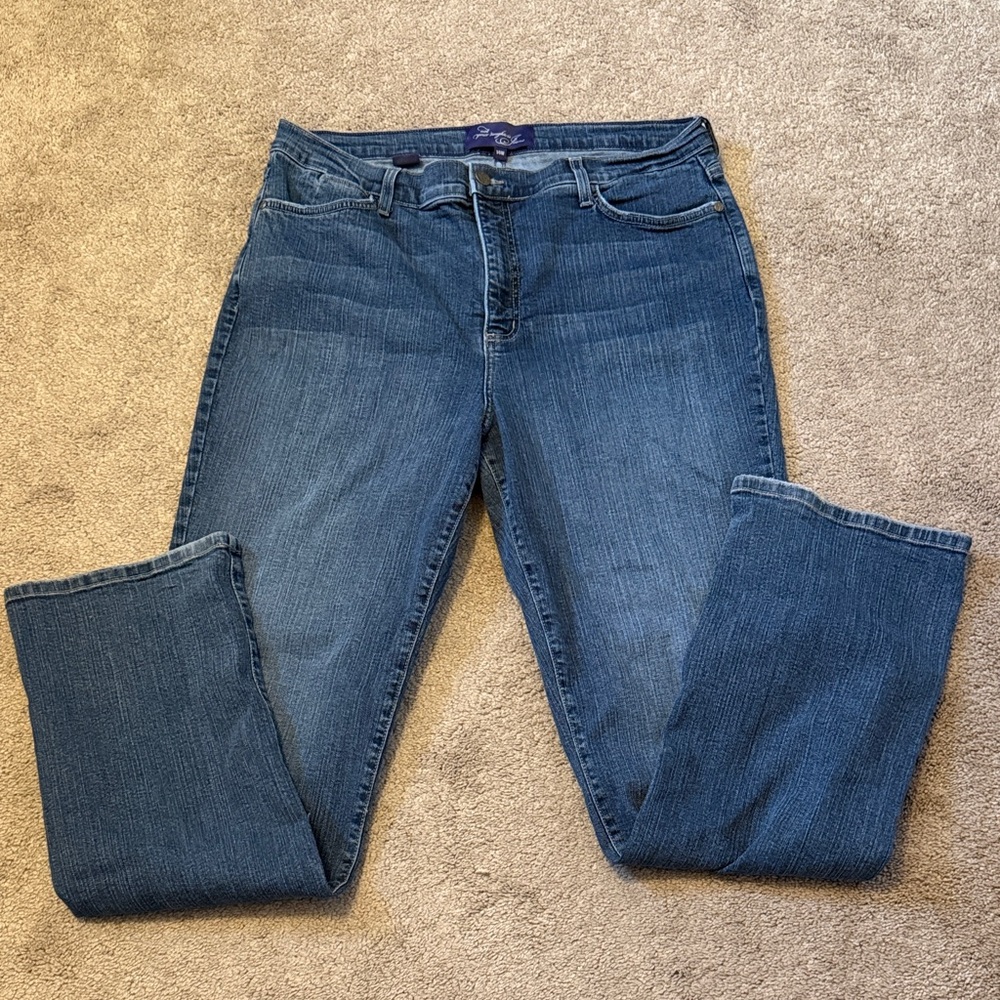 NYDJ Straight Leg Jeans in Deep Blue